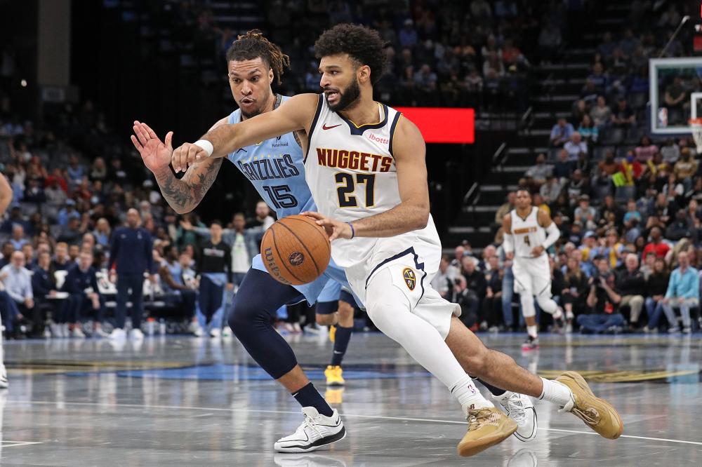 对球迷的吸 对球迷的吸